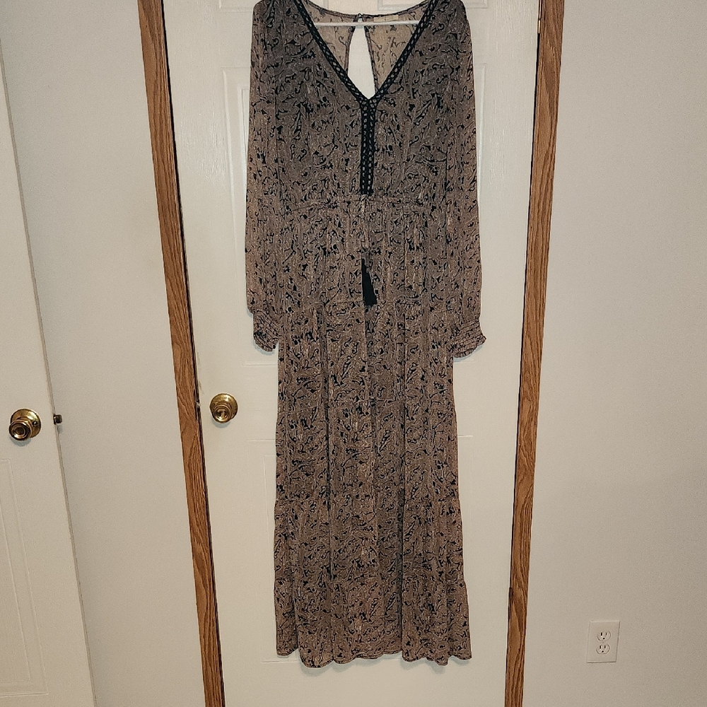 Lovestitch Black and Tan Long Sleeve Dress